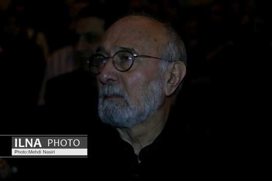 آرامگاه پرویز پورحسینی در چهلمین روز درگذشتش