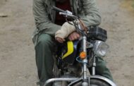 فیلم سینمایی فرش سیاه همزمان با فیلمبرداری در شمال کشور ، در حال تدوین میباشد 