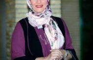 شبنم مقدمیِ کوچولو در کنار مادربزرگش