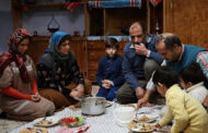 تصویری خاطره انگیز از شبنم مقدمی و بازیگر «پایتخت»  پشت صحنه یک فیلم قدیمی