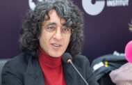 تورج اصلانی از جشنواره «جاده ابریشم» جایزه گرفت