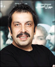 عباس جمشیدی‌فر  با فیلم «تورنادو 2» به سینما آمده است