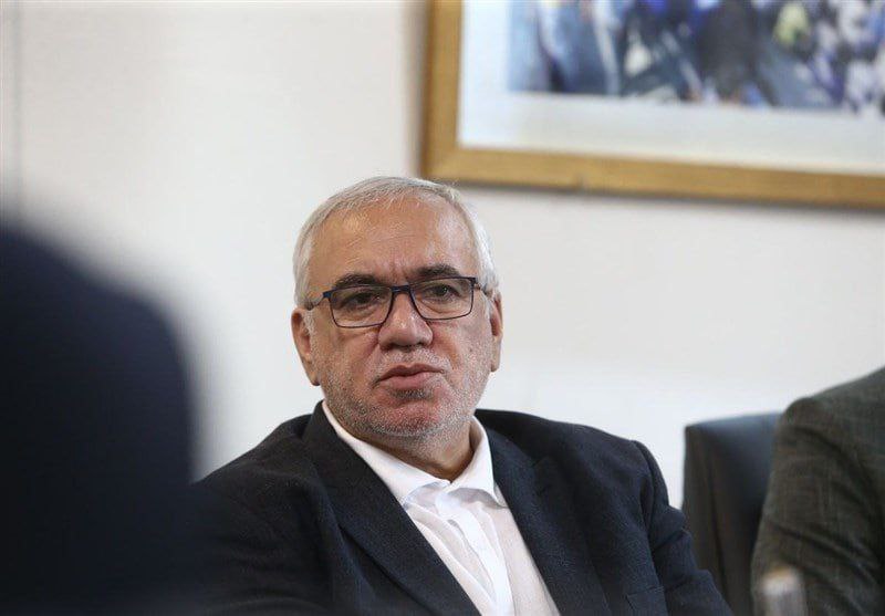 عزل رئیس جنجالی هیات فوتبال تهران از ریاست