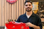محمد عمری با پرسپولیس تمدید کرد
