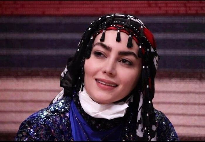 تیپ شیک و خانومانه روژانِ سریال «نون خ» در یک مراسم