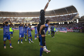 فلاحت‌زاده: ساپینتو از رفتارهای احساسی فاصله گرفته است/ استقلال قهرمان می‌شود